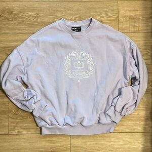 Popflex active club embroidered lavender sweatshirt with pockets